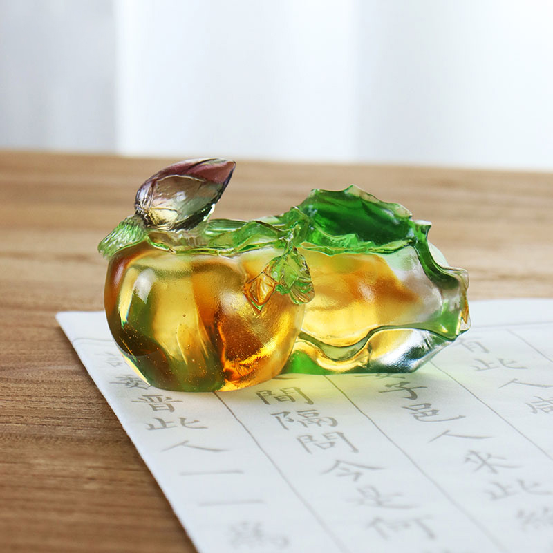 Hiasan Arca Kaca Kristal Berwarna berbentuk kesemak