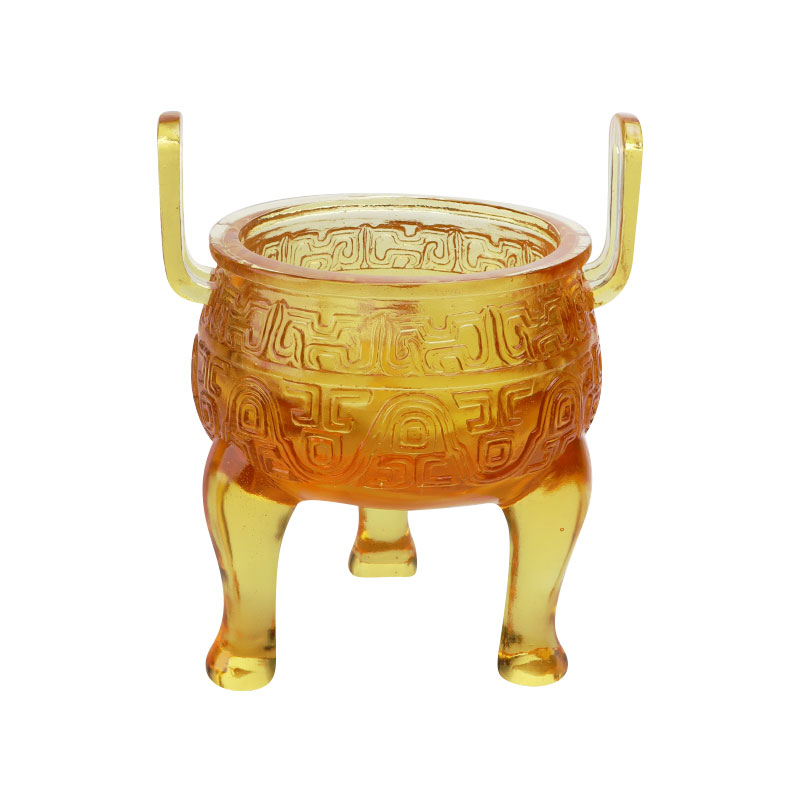 Hiasan tripod sayu berwarna emas