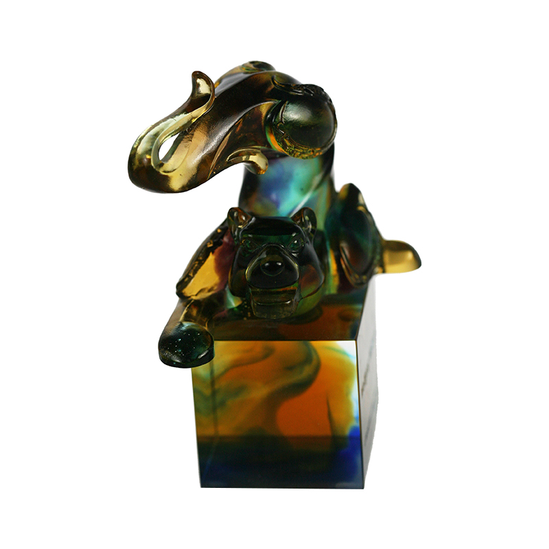 Meterai kristal kaca harimau