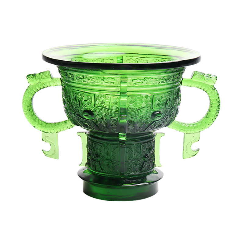 Tripod Cina dengan pemegang telinga naga dan corak duri