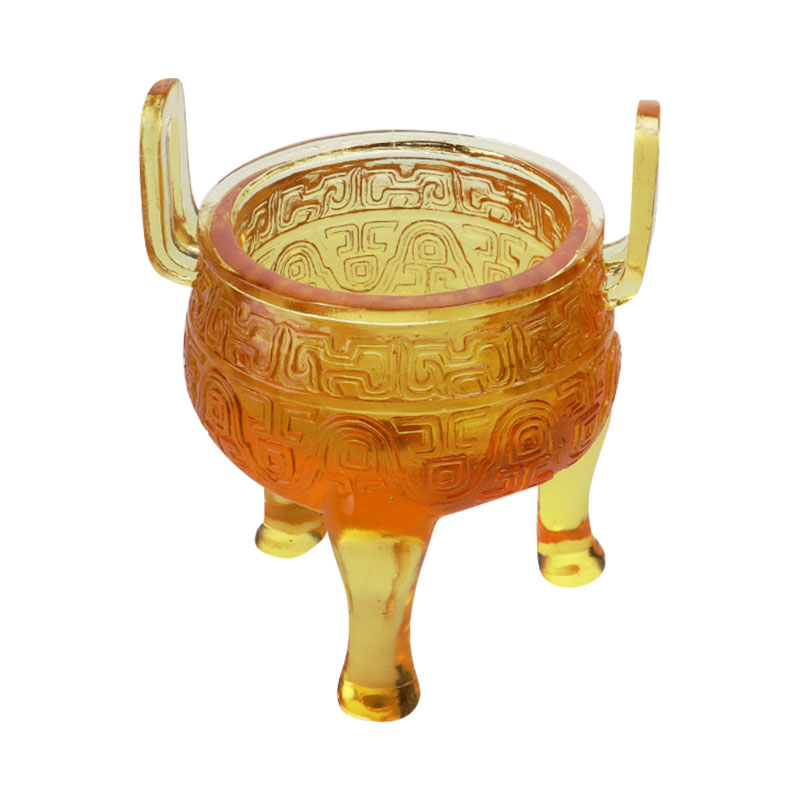 Hiasan tripod sayu berwarna emas