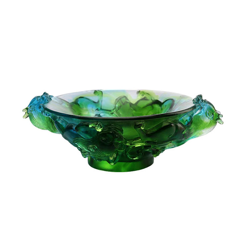 Piring buah kaca hijau lutsinar