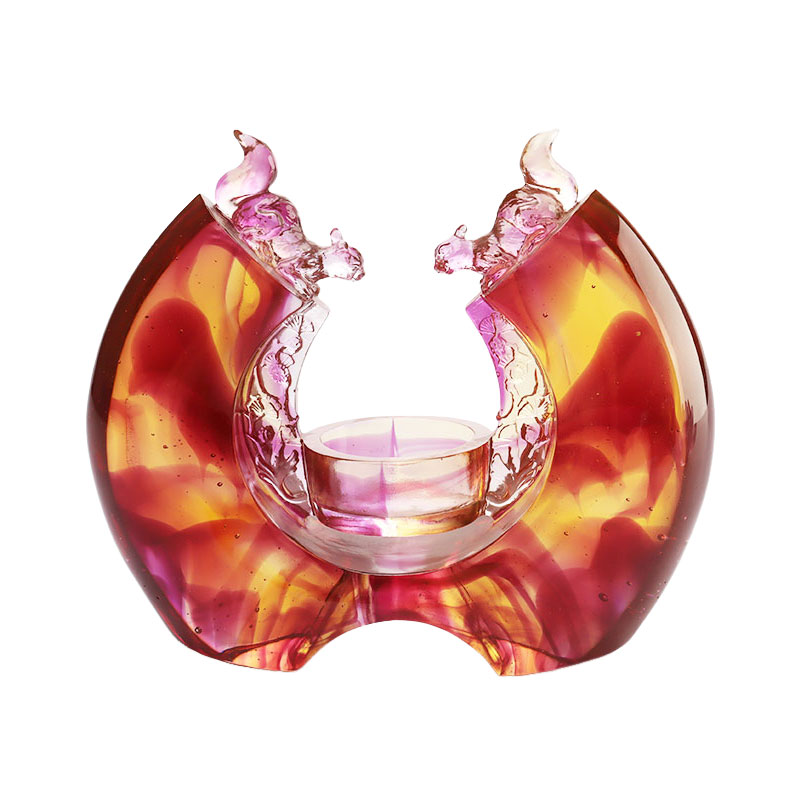 Candlestick sayu berwarna ungu