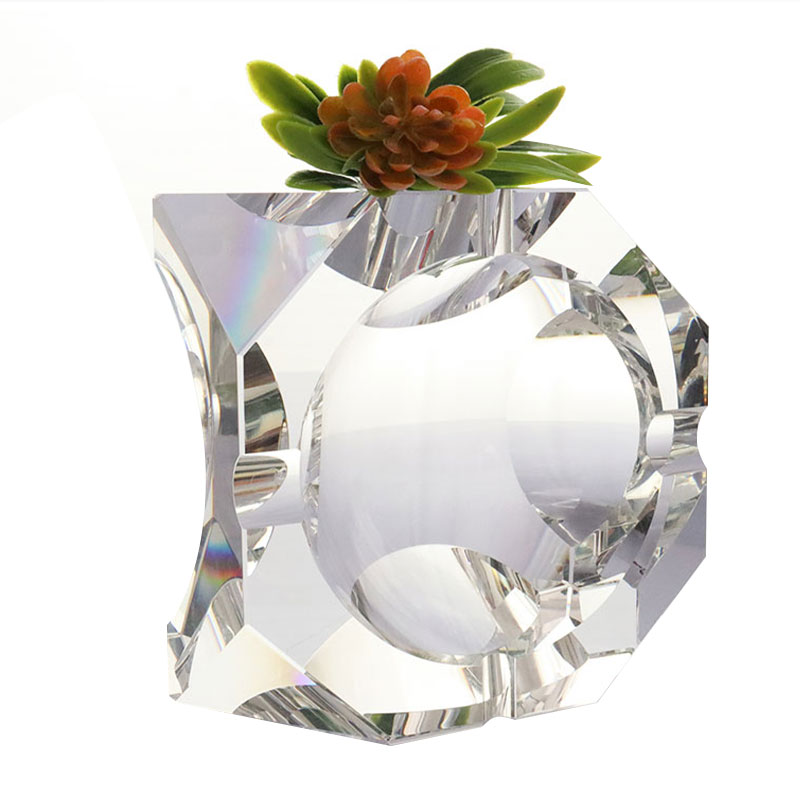 Reka bentuk geometri mudah asbak kristal kaca lutsinar