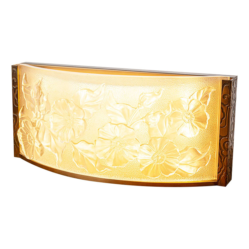 Hiasan lampu hias kaca dengan corak bunga raya