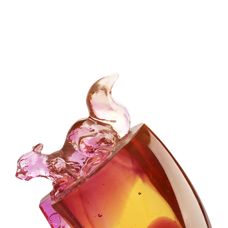 Candlestick sayu berwarna ungu