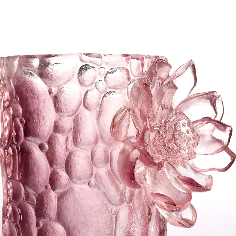 Tekstur kerikil pasu kaca merah jambu ungu