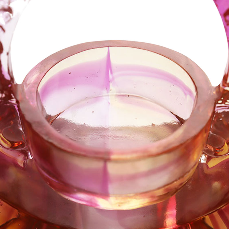 Candlestick sayu berwarna ungu