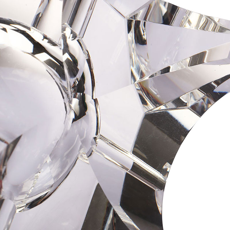 Reka bentuk geometri mudah asbak kristal kaca lutsinar