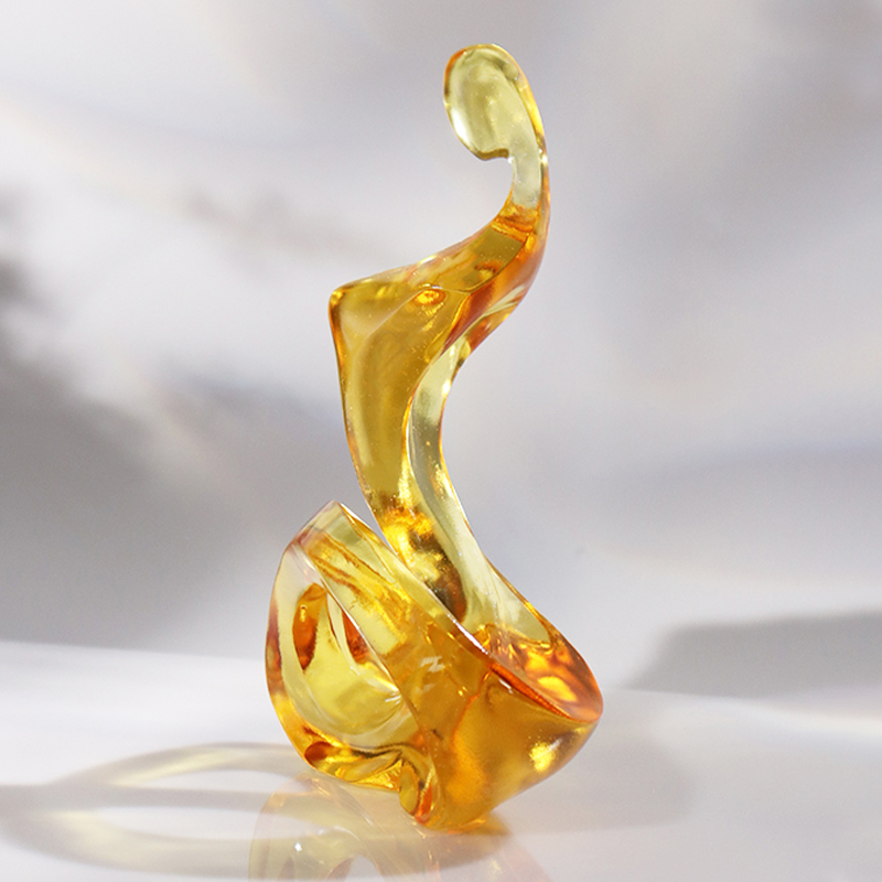 Perhiasan seni figura Tethys abstrak kaca
