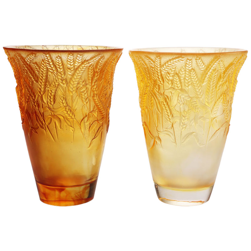 Pasu Kaca Amber Timbul dengan telinga Gandum