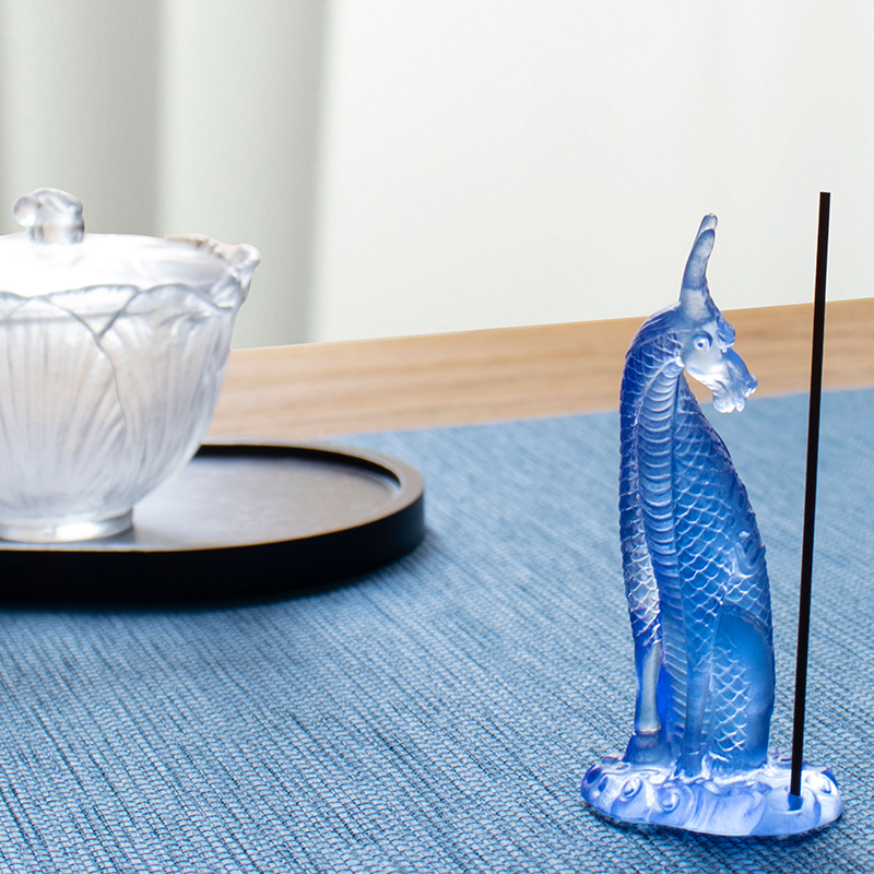 Pemegang Kemenyan Kaca Kirin