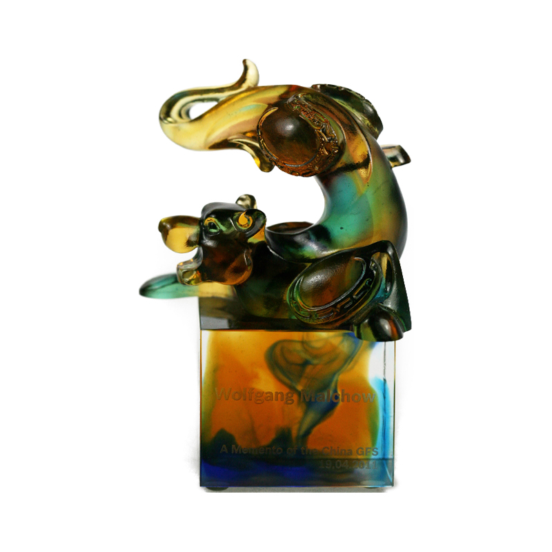 Meterai kristal kaca harimau