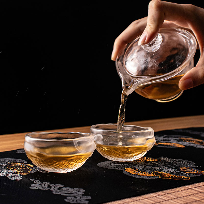 Set Teh Kaca Lutsinar dengan Teko, Cawan Teh